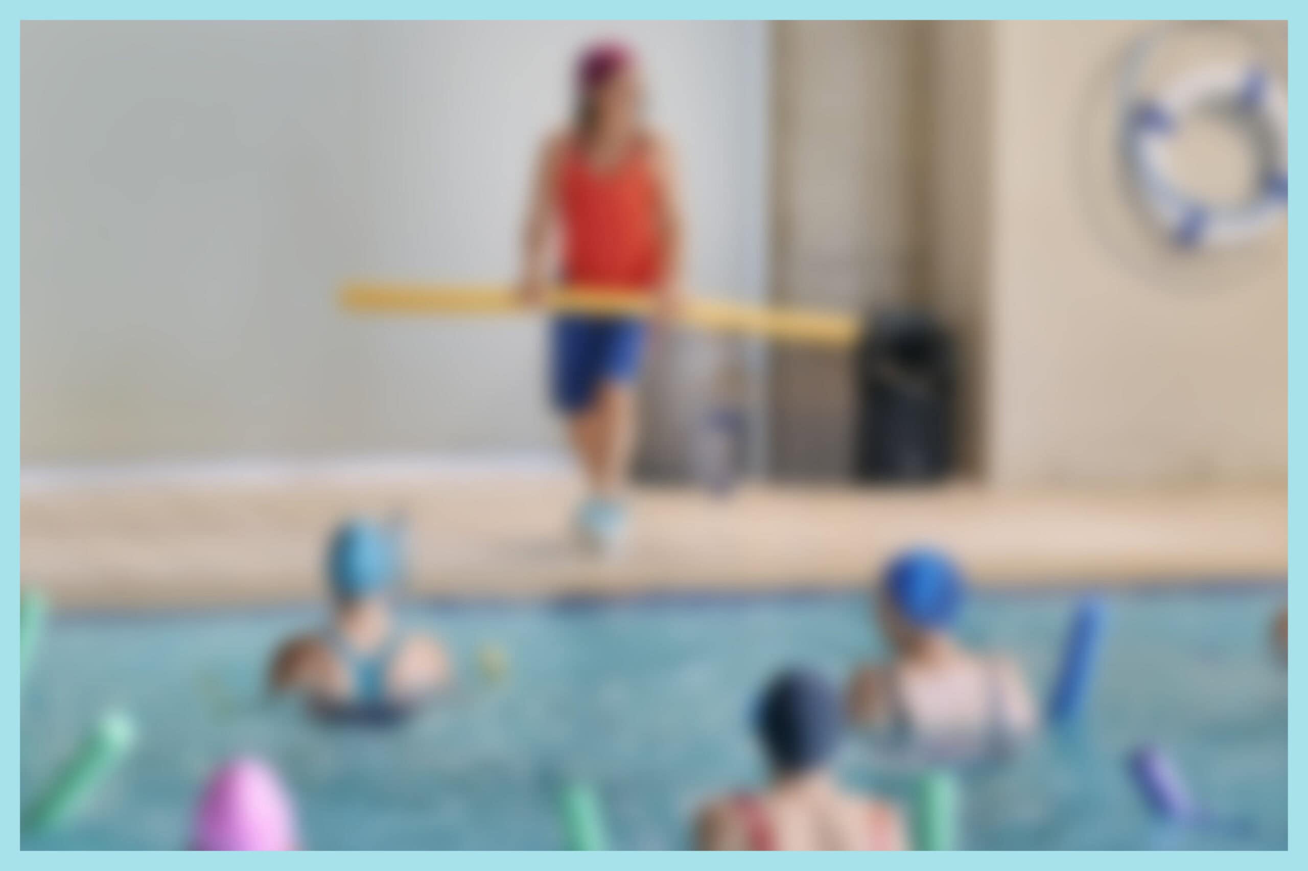 Entschuldigung, das Bild ist zu unscharf, um eine genaue Beschreibung zu erstellen. Bitte laden Sie ein klareres Bild hoch.